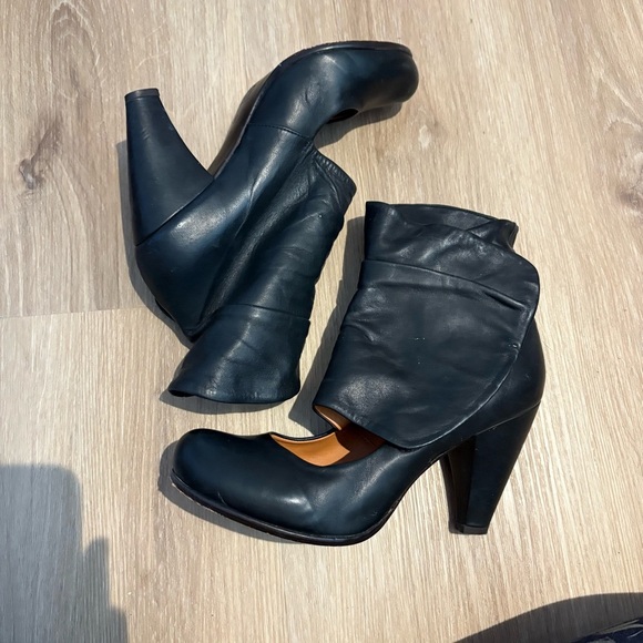 Coclico Black Leather Fold-Over Cuff Ankle Boots – Made in Spain – Size 39 US 8 - Picture 2 of 7